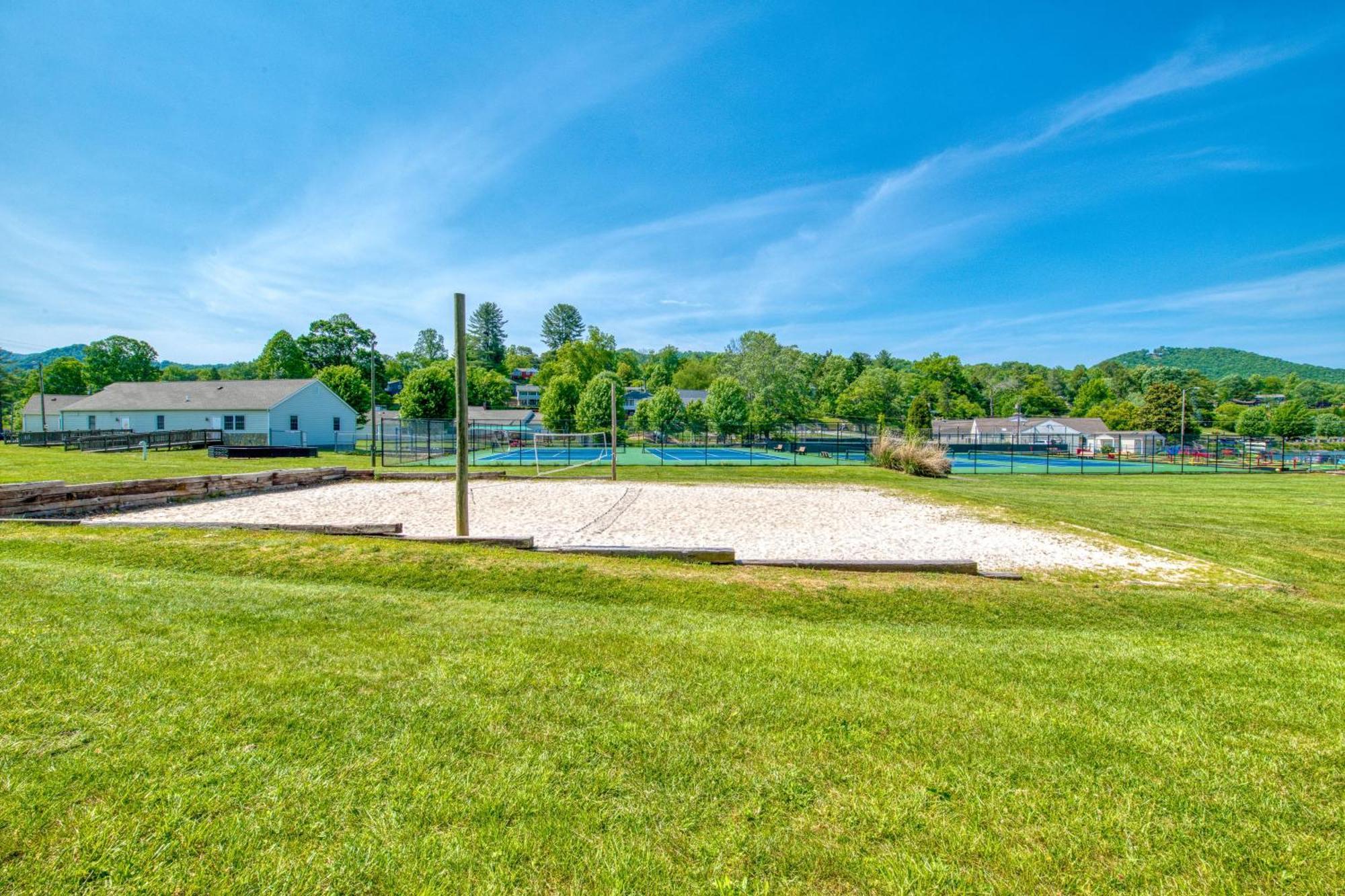 Lake Junaluska Mountain Peaceヴィラ エクステリア 写真